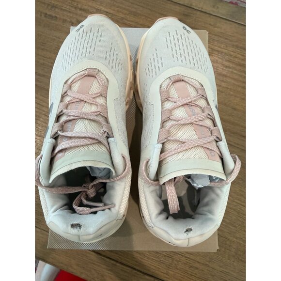 Women's Cloudmonster Sneakers, size 7.5 - Picture 6 of 11